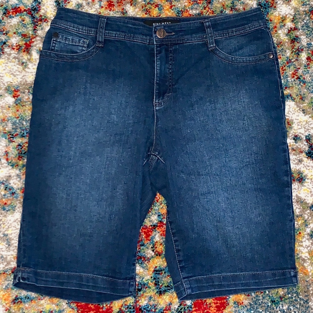 Nine West Denim Bermuda Shorts Sz 12 Lucie NWOT